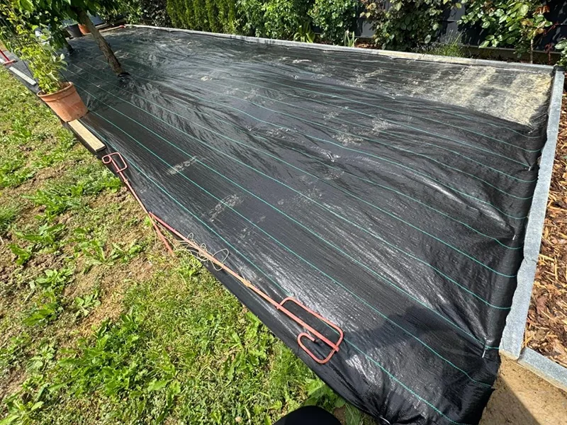 Premium Weed Barrier Tyg – Effektiv och miljövänlig ogräsbekämpningslösning